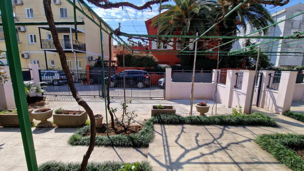 Ioannis Apartments Tivat Exterior photo