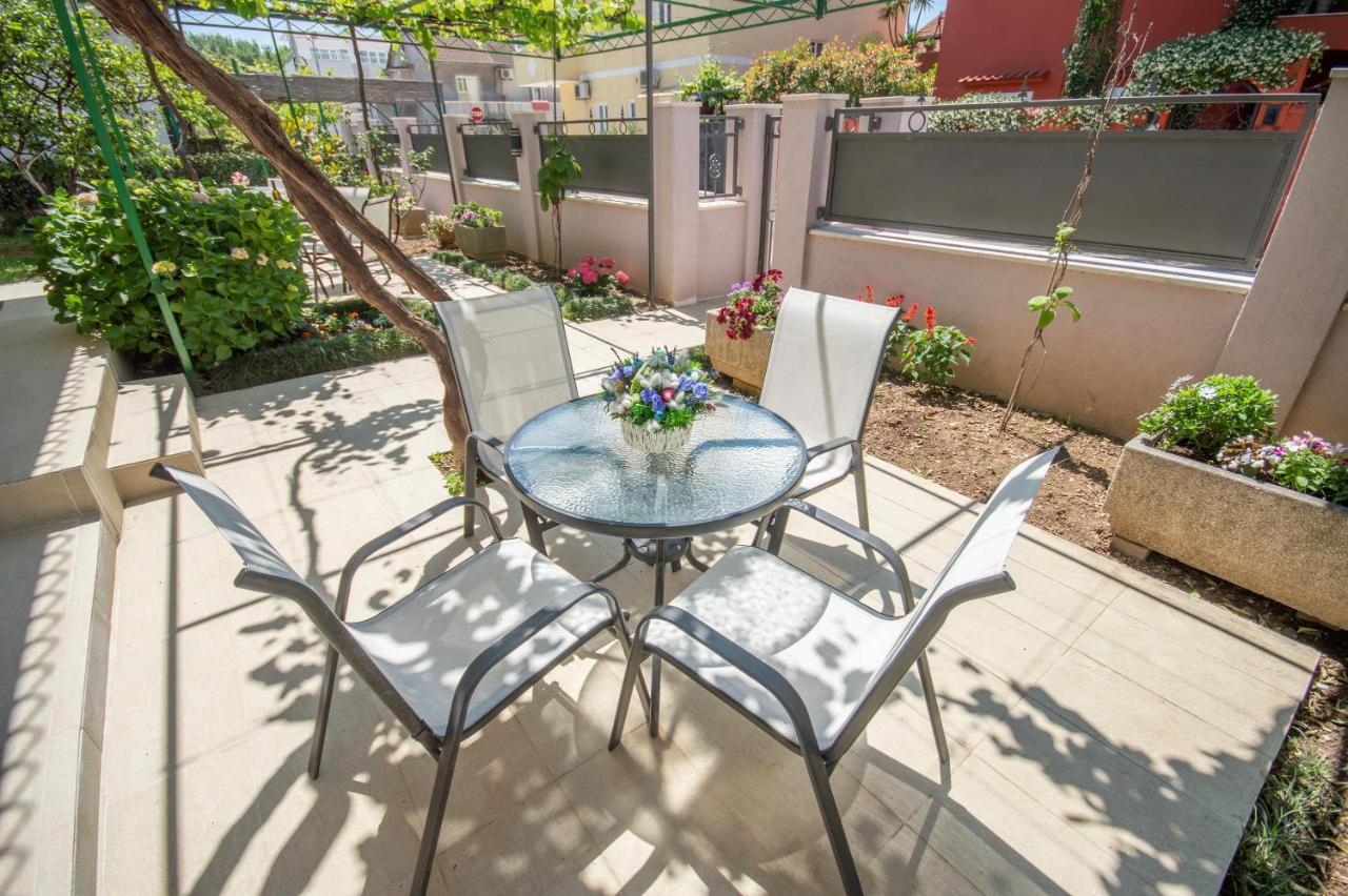 Ioannis Apartments Tivat Exterior photo