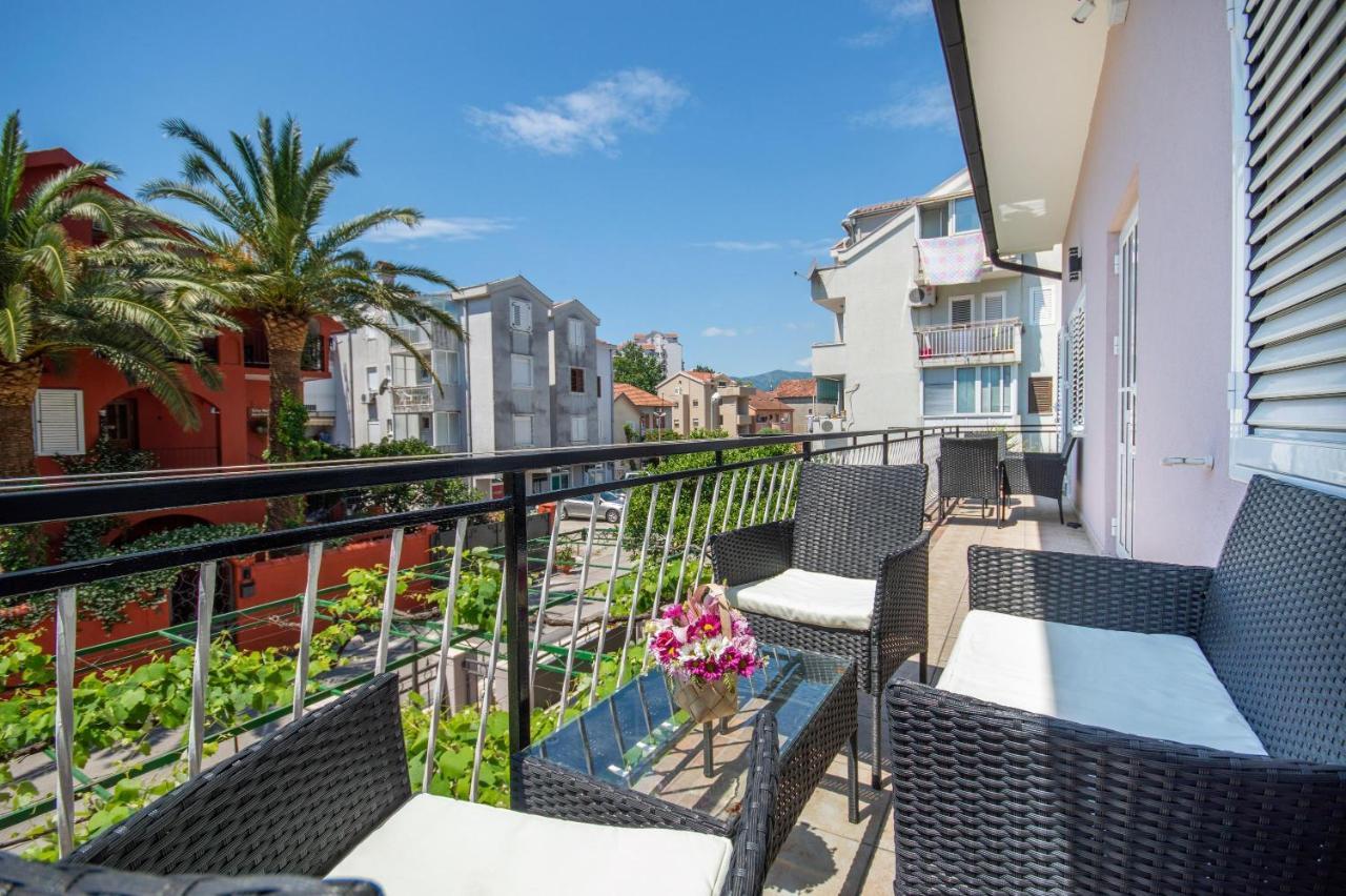 Ioannis Apartments Tivat Exterior photo