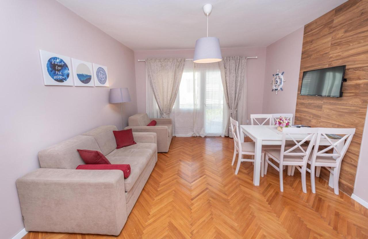 Ioannis Apartments Tivat Exterior photo
